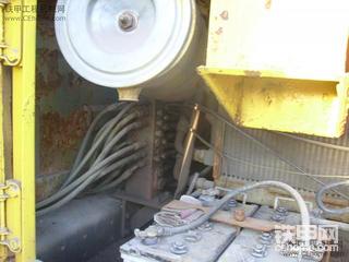 小松120的 应该是10个年头了  大家看一下估个价