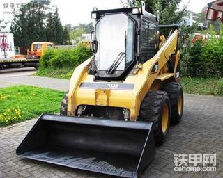 卡特（Caterpillar ）262B滑移