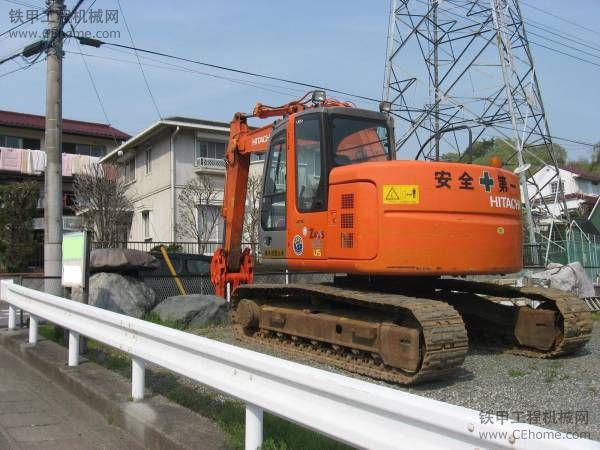 日立ZX125US短尾挖掘機(jī)