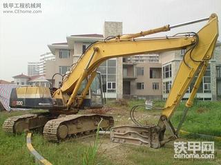 请各位挖友帮我看看这台机直多少钱？