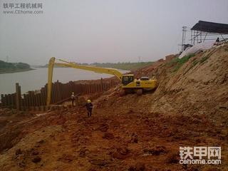 剛賣的黃油槍被壓成標(biāo)本了