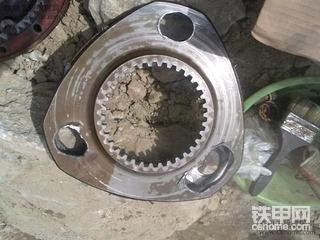 日立ex200-2换行走马达减速齿