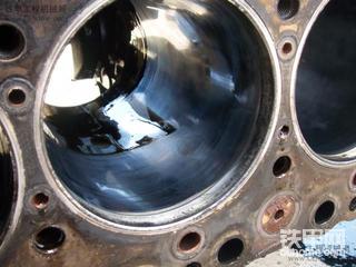 五十铃6BG1发动机准备大修的