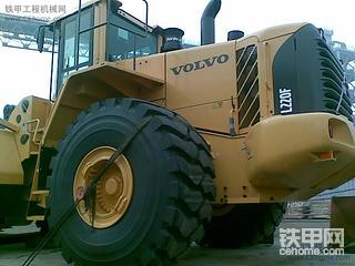 上个国际品牌 新来的伙计！