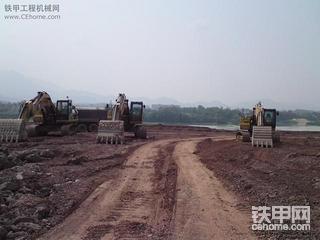 我在工地拍的卡特新机