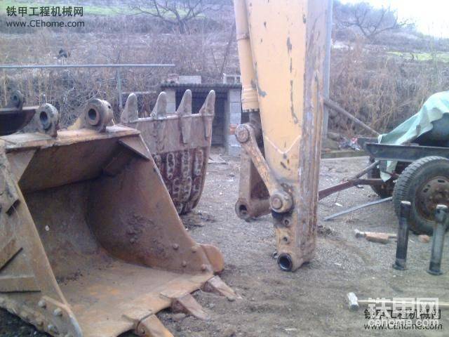 沃爾沃的斗比小松重的多