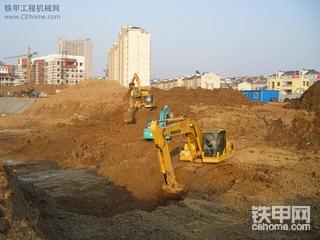 今年太忙了，所以到现在才交作业，哈哈