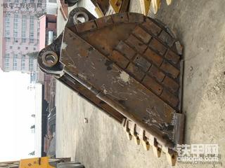 大小三兄弟－挖斗