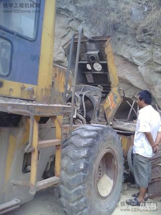 铁甲网友介绍的WA300铲车