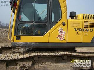 大家評估一下03年的沃爾沃210型挖掘機(jī)