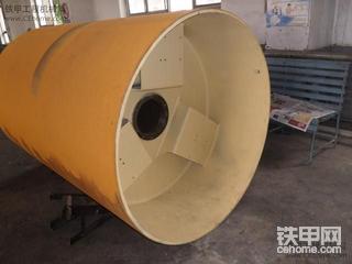 英格索兰DD130振动压路机换新钢轮