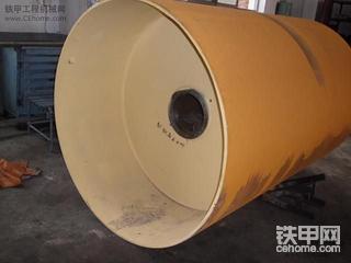 英格索兰DD130振动压路机换新钢轮