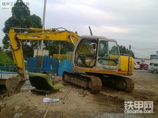 杯具~~~我的挖机陷下去了