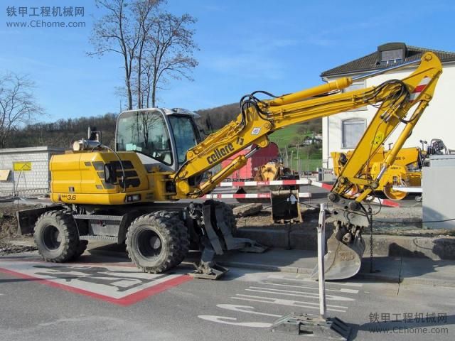 紐荷蘭（New Holland ）MH3.6輪式挖掘機(jī)