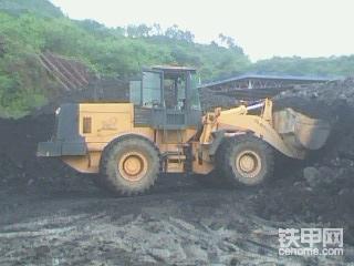 我開的裝載機(jī)（ZLM50E-5）
