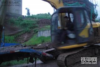 看看我上拖车的技术，技术不好请大家嘴上留情