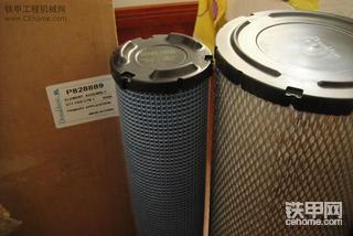 看看那个是假货，在代理商买的