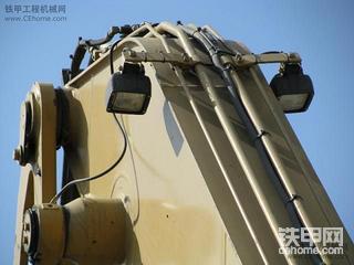 老外也爱装灯啊