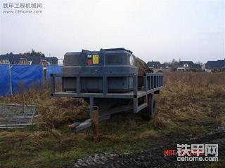 轮挖的附属设备