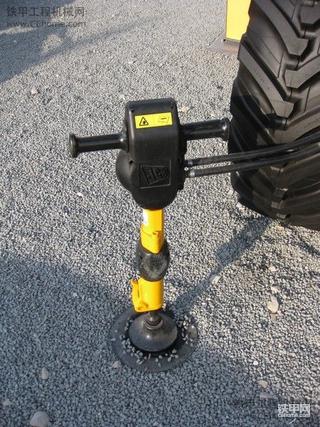 杰西博(JCB0 4 )CX两头忙新设备