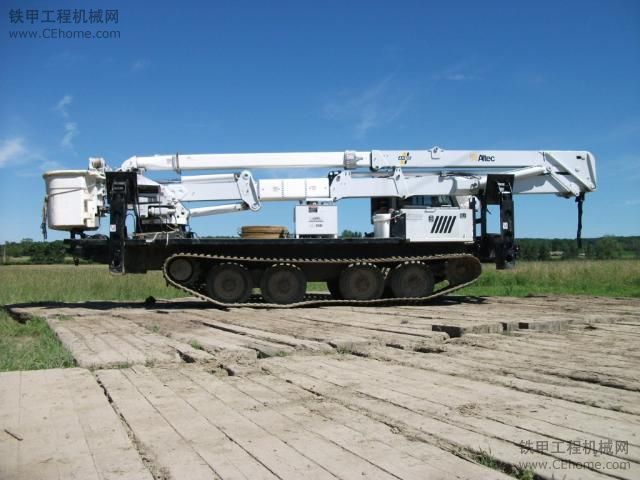 Altec GT3000復(fù)帶式高空工作臺
