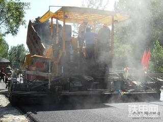 邦喜公路面层施工－蓟县段（蓟县邦均镇至河北喜峰口）