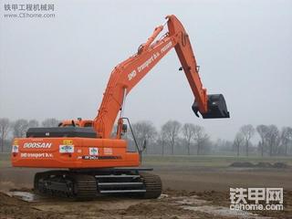 斗山 （Daewoo Doosan ）DX 340 LC  挖掘机