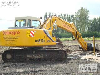 加藤（Kato） HD 512 LC-3挖掘机