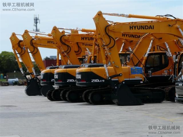 現(xiàn)代（Hyundai ）—9多型號(hào)挖掘機(jī)