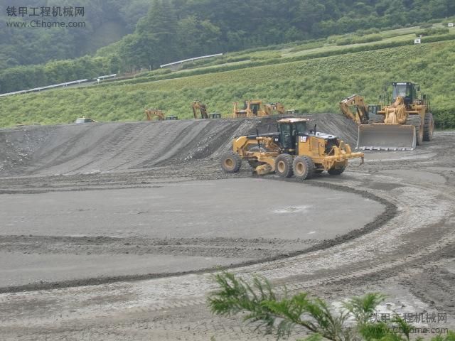 卡特平地機升級版手柄操作16M很拉風上圖