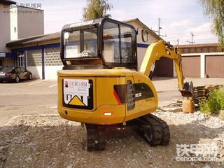 CAT 301.5、301.6、301.8、302.5....等小挖型號。請欣賞。