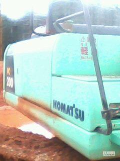 小松有这样的颜色吗？动作好快！