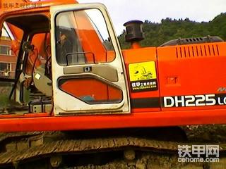 车贴今天到了 贴上给大家看看  呵呵