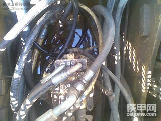 这车很便宜 带炮 但是有几个问题