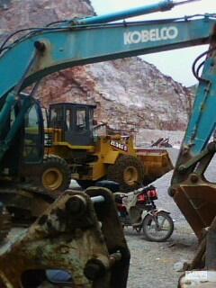 第一次发帖。自家石场