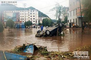 大家进来看下     .....这样的交警能抓吗