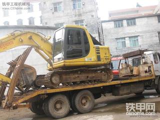 停工了，晒几张挖掘机的图片。