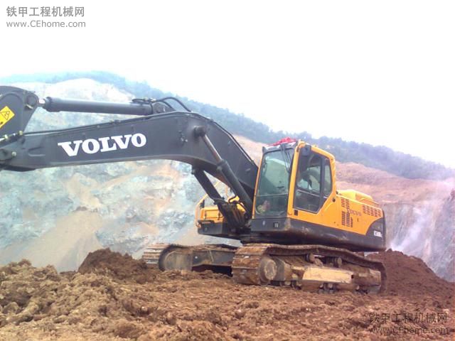 VOLVO EC360BLC和各种挖掘机