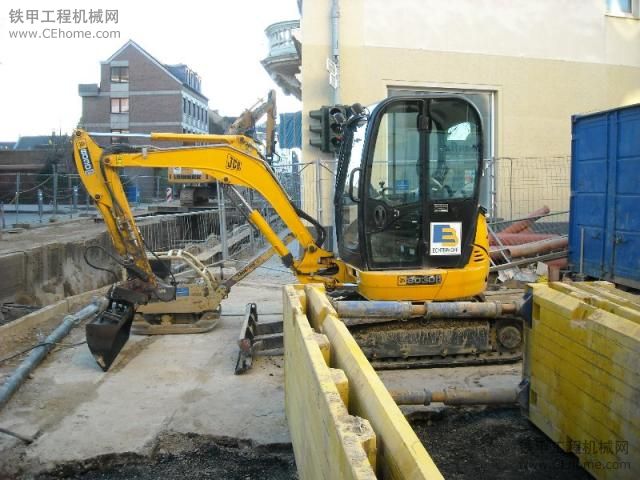 杰西博JCB 8030小挖