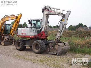 竹内（Takeuchi） TB 175 Wl轮挖