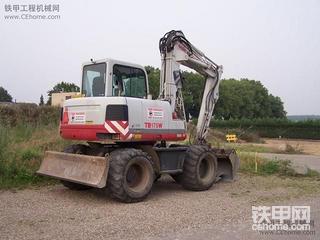 竹內（Takeuchi） TB 175 Wl輪挖