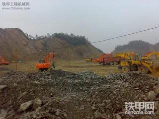 晒晒俺们工地的车—————