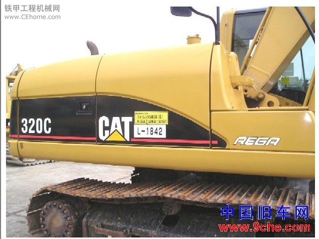 网上看见原装进口CAT320C【价格低得吓人】才25万07年的车