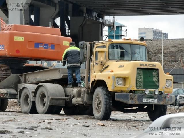 馬克牽引車