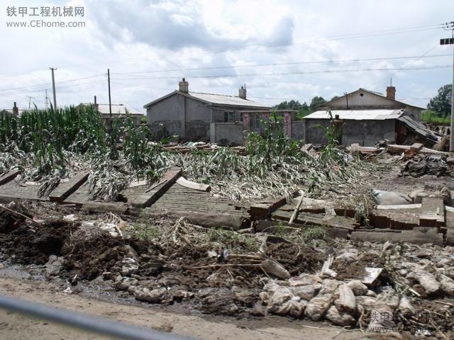 吉林抗洪抢险修铁路