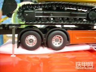 自己動手改裝的沃爾沃挖土機運輸卡車模型！