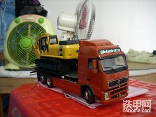 自己動手改裝的沃爾沃挖土機運輸卡車模型！