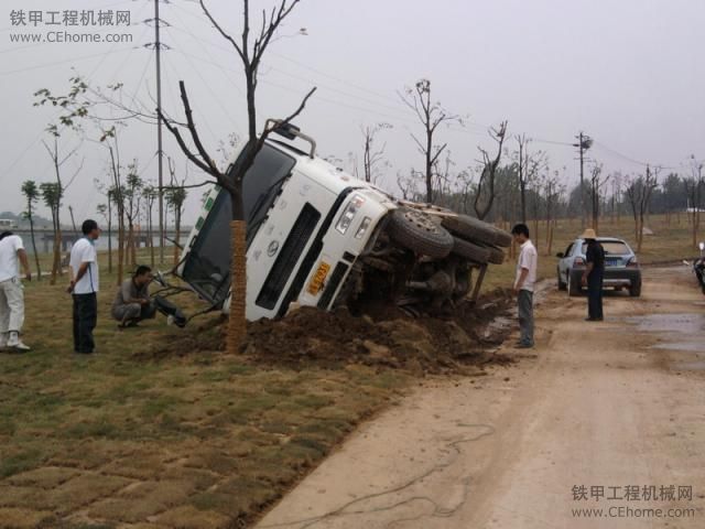 最近拍的一點(diǎn)東西，有點(diǎn)亂 神鋼挖掘機(jī)