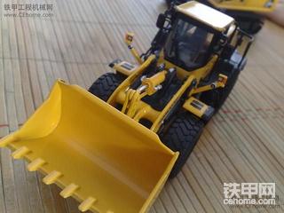 小松WA470-6輪式裝載機模型！