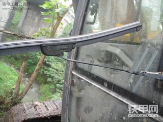 給我的挖掘機(jī)換的無骨雨刮